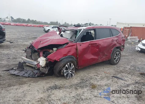 2022 Toyota Highlander Xle из США, поврежденный, VIN 5TDGZRAH3NS542582